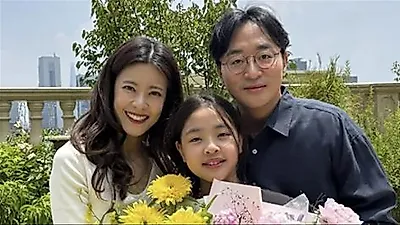 Lee Yoon-ji jokes about husband's swollen eye after surgery