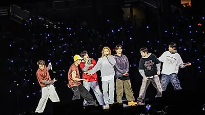 BTS gây bùng nổ tại Stanford với 150.000 khán giả tham dự
