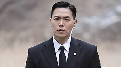 Lee Dong-ha từ bỏ kỳ nghỉ thưởng để tập trung diễn kịch