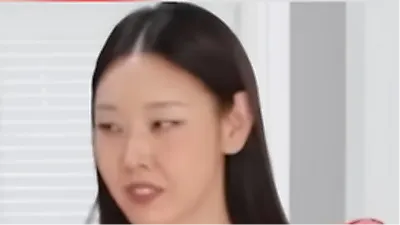 Han Hye Jin Jokes About 30,000 Won Red Dress Looking Like an Onion Net
