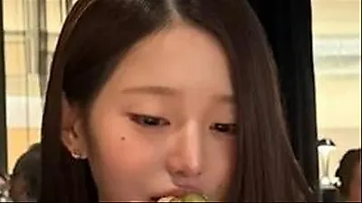 IVE Jang Wonyoung's Dining Habits: A Symbol of Self-Management in the Idol Industry?