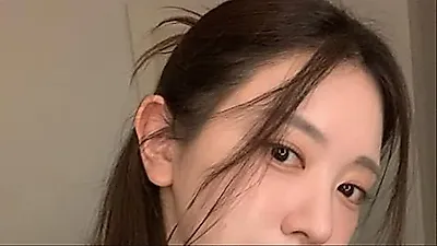 Yu Hye-ju faces grief following birth as father passes away