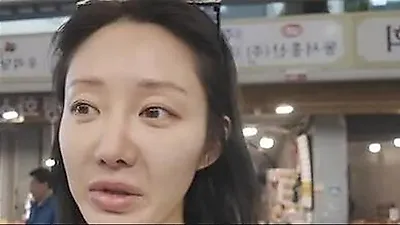Han Groo Shocked by Fruit Prices: 'Watermelons in Cheongdam-dong are Over 30,000 Won, but Half Price at Gyeongdong Market'