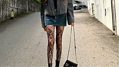 Kim Hye-soo stuns in bold fishnet stockings in new behind-the-scenes photos