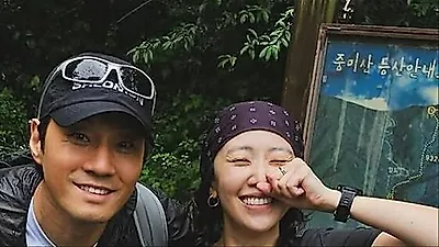 Jeon Hye-jin and Lee Chun-hee share sweet moments 16 years into marriage