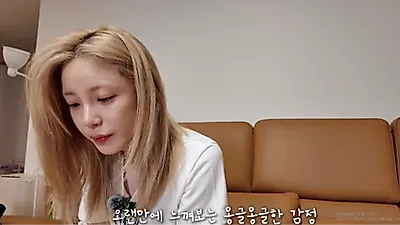 Jun Hyo Seong Moved to Tears by Fans' Reaction to Secret's First Comeback in 12 Years