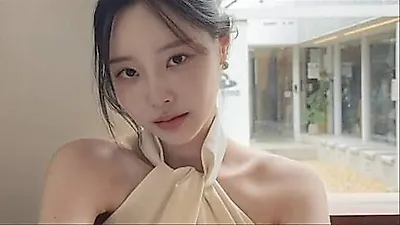Park Sung-kwang's wife Lee Sol-yi sparks concern with slimmer appearance during cancer recovery