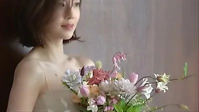 Moon Chae-won Shares Wedding Photo Shoot Update: “It’s Hard to Control Food After Dieting Again After So Long”