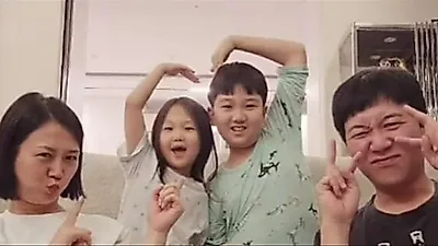 Jang Yoon-jung and Do Kyung-wan's Son Yeonwoo Appeals to Elon Musk in English