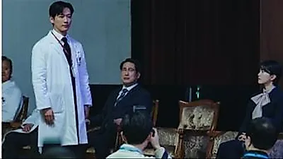 Namkoong Min and Lee Seol in 'The Completion of Marriage': Differing Perspectives at a Public Event