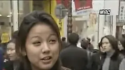 Lee Hyori gây sốt với đoạn video phỏng vấn đường phố từ 30 năm trước