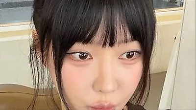 Min-yeong (BB Girls) gây bất ngờ với kiểu tóc mái bằng, Lee Mi-joo khen ngợi hết lời
