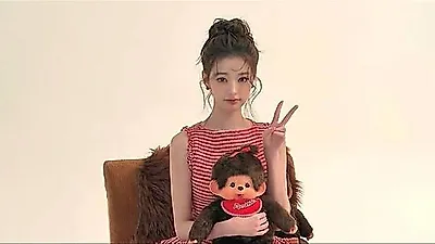 IVE's Jang Won-young stuns with doll-like visuals alongside Monchhichi