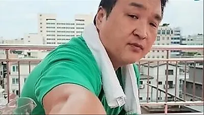Gu Seong Hwan addresses chicken mukbang amid 'I Live Alone' controversy
