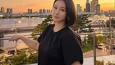 Kim Ok-bin announces pregnancy 10 months after marriage