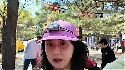 Choi Jung-yoon Has Playful Push-and-Pull with Younger Husband While Shopping for Camping Gear: "He Won't Buy It for Me"