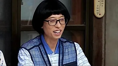 Yoo Jae-suk Recreates Iconic 'Foxtail Mustache' Scene from Infinite Challenge, Evoking Nostalgia