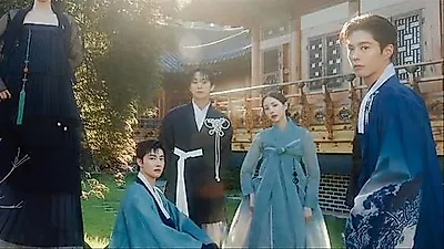 Park Bo-gum and Kim You-jung reunite 10 years after 'Love in the Moonlight'