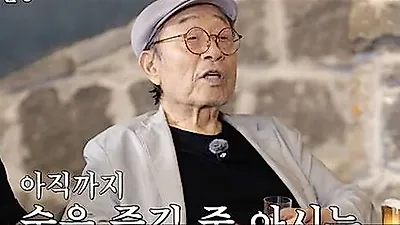 Veteran actor Shin Gu, 90, shares witty life philosophy