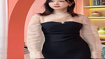 Lee Ji-hye clarifies license plate loss on luxury car