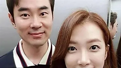 Kim Min-jung visits hospital, shares struggles of motherhood