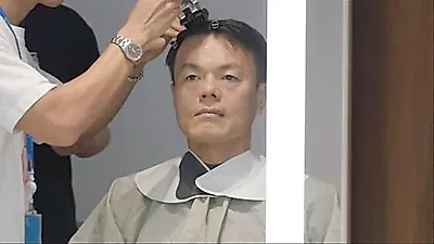 パク・ジニョン、一シーズンに服は2着だけ。時間を支配するCEOの経営哲学。