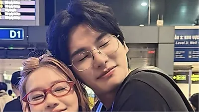 Lee Yi-kyung shares sweet moment with Vietnamese actress