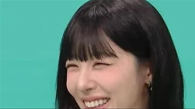 Tiffany Young (Girls' Generation) hạnh phúc sau khi đăng ký kết hôn với Byun Yo-han
