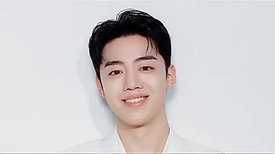 Ca sĩ Gil Byeong-min chính thức gia nhập SM C&C cùng Kang Ho-dong và Jun Hyun-moo
