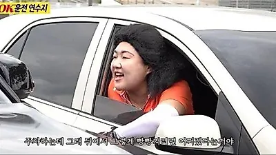 Lee Su-ji returns to YouTube with lower views following political controversy