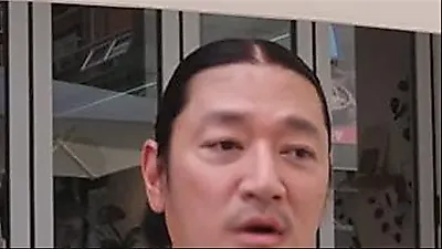 53岁歌手Bobby Kim为给女儿买奶粉去咖啡店打工：版权费收入不足以支撑生活