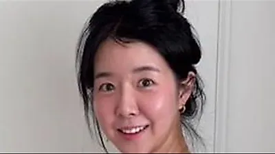 Cats成员Kim Ji Hye通过同一条迷你裙展示产后身材变化