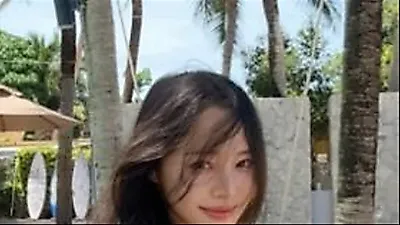 Lee Sol-yi Enjoys Phuket Vacation After Denying Divorce Rumors with Park Sung-kwang