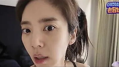 Son Dam-bi nói "Ăn bốn bữa mỗi ngày vẫn không tăng cân"; than mặt sưng nhưng trông hốc hác