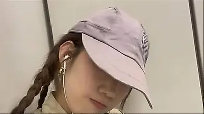 Jewelry's Ha Joo-yeon Shares Candid Daily Life via Subway—Why the Tears?