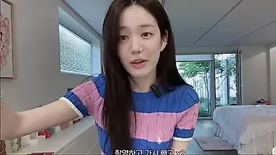 Lee Yu-bi Reveals Buttock Exposure Incident: "200 Cactus Thorns Stuck in My Buttock"