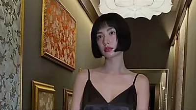 Nana出席奢侈品活动 展现独特都市时尚魅力