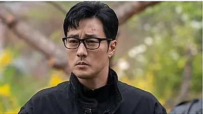 So Ji-sub gifts gold and joins reward vacation for 'Agent Kim Reactivated' cast