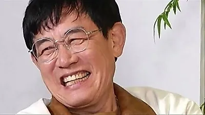 Lee Kyung-kyu Says Kkokkomyeon Royalties Still Come In, with Gwituldak Pain Behind Its Birth