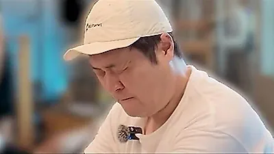 Yoon Kyung-ho reveals 13-hour 'silent retreat' behind Blue Dragon win