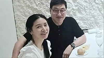 Lee Young-ae shares rare photo with husband and composer Kim Hyeong-seok