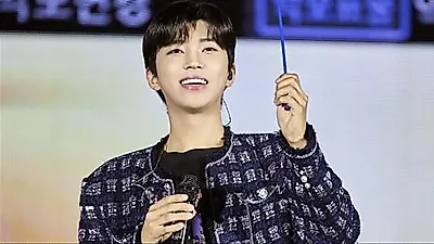 Lim Young-woong, video biểu diễn 'Miun Sarang' tại Daegu đạt 1,7 triệu lượt xem, "Không thể buông tay"