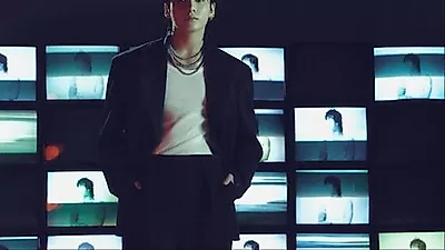 Jung Kook [BTS] hits 1.5 billion Spotify streams with 'Standing Next to You'