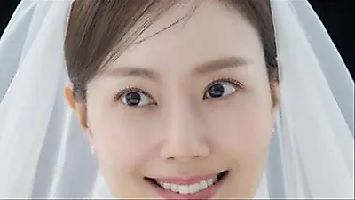 Moon Chae-won to Marry on June 28; Agency Denies Pregnancy and Groom's Profession Rumors