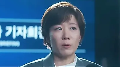 'Rookie Employee Chairman Kang' tops 12% with two episodes left and a twist ending