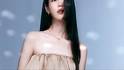 IU sparks speculation with Chang Kiha song choice after breakup