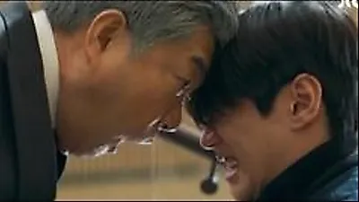 Lee Jun Young and Son Hyun-joo Swap Souls After Headbutt in 'Chairman Kang, the New Employee'