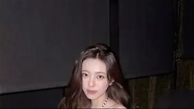 ITZY Yuna Shows Off Toned Physique in Swimsuit, Members Hold Swimsuit Competition