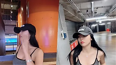 Hong Jin Young stuns fans with bold casual look at the cinema