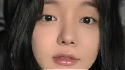 Moon Ji-in Announces Pregnancy Success Amid Sudden Loss of Close 'Brother'